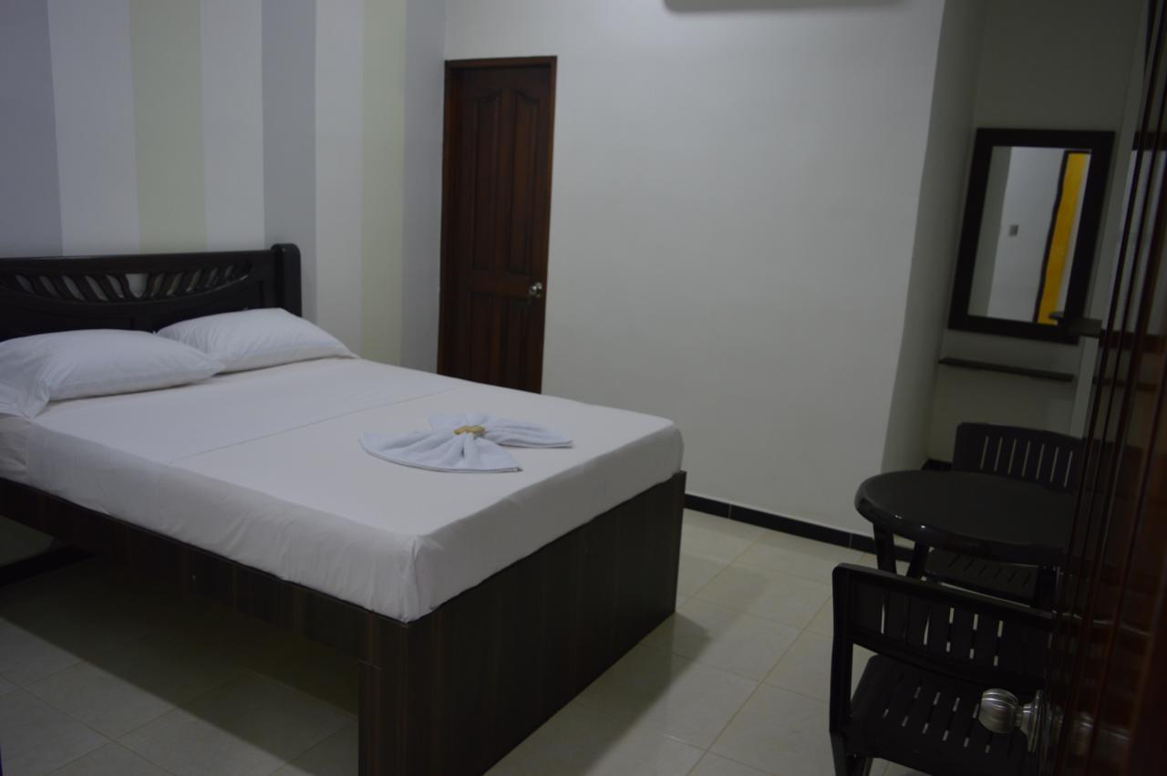 Hotel La Rotonda Caucasia Екстер'єр фото